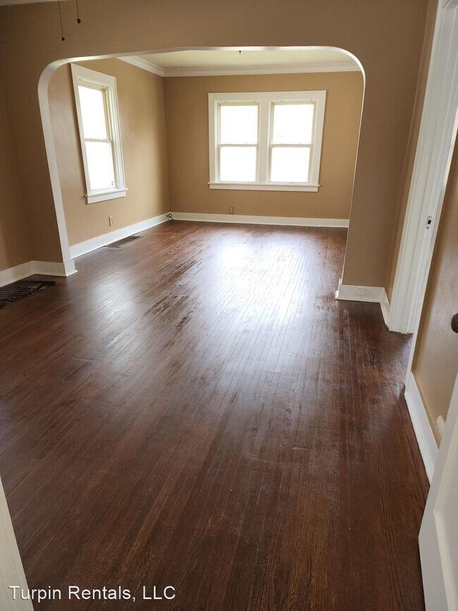 Building Photo - 3 br, 1 bath House - 2215 N Ellis St