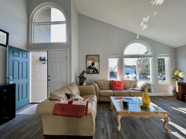 Foto del edificio - 2454 Wine Country Ave
