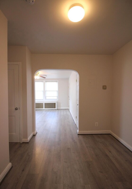 Foto del edificio - 3301 D St SE