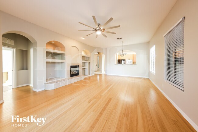Building Photo - 26735 N 65th Dr