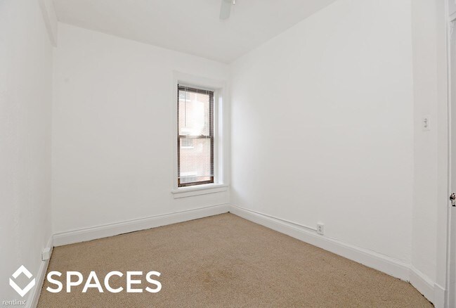 Building Photo - 1153 W Webster Ave