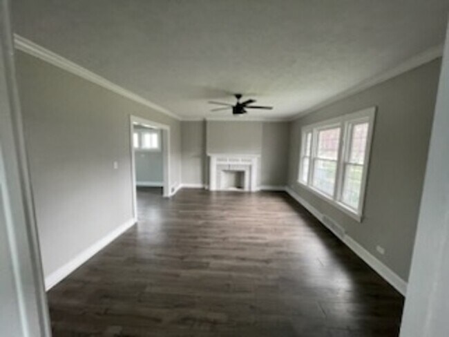 Foto del edificio - 3379 Cedarbrook Rd