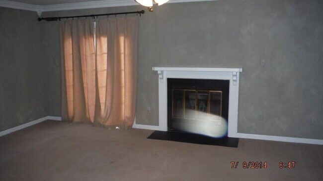 Foto del edificio - 7680 The Points Pl