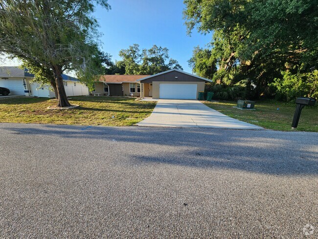Building Photo - 21344 Wardell Ave