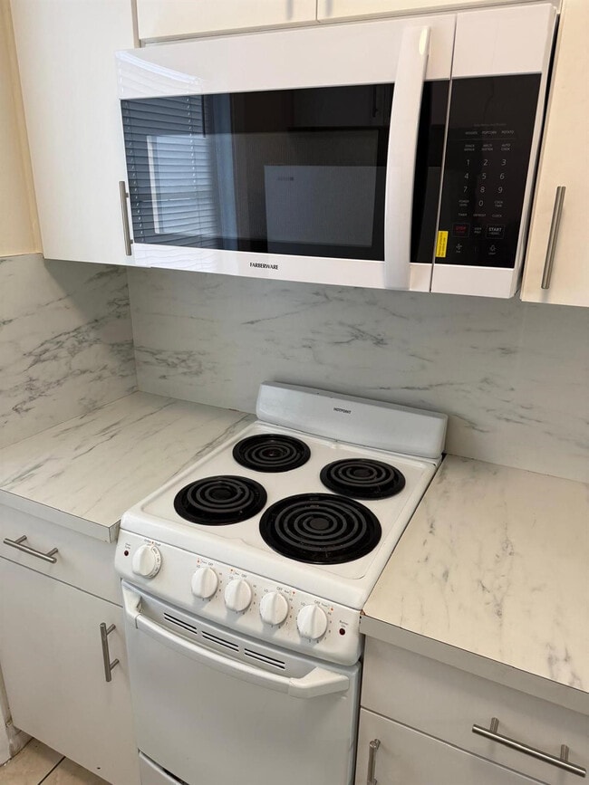 Foto del edificio - 101 SE 9th St