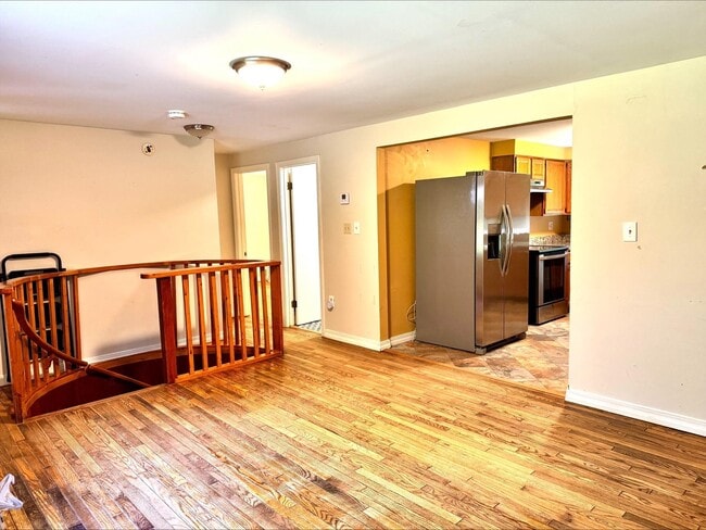 Building Photo - 11 Beebe Ln