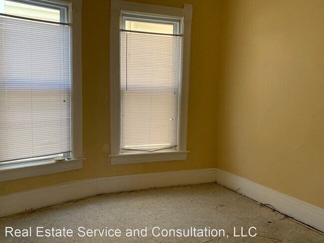 Foto del edificio - 4 br, 2 bath House - 532 Fayette Ave