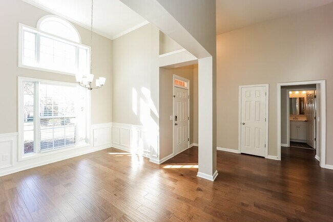 Foto del edificio - 116 Freeman Forest Dr