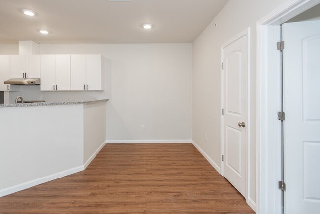 Building Photo - 126 Harmony Mdws Ct