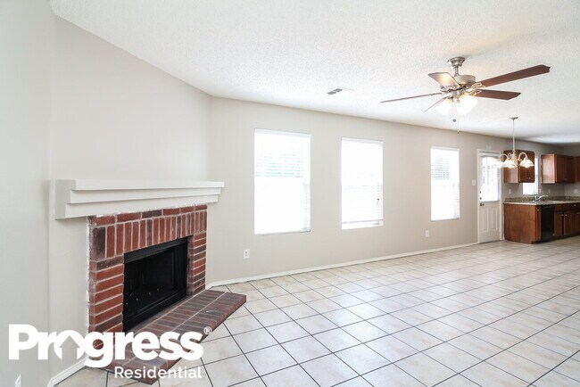 Building Photo - 8737 Hunters Point Way