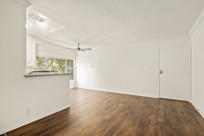 Building Photo - gra173