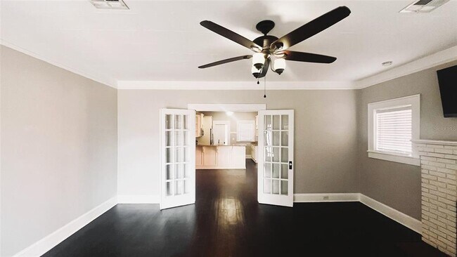 Foto del edificio - 403 S Albany Ave