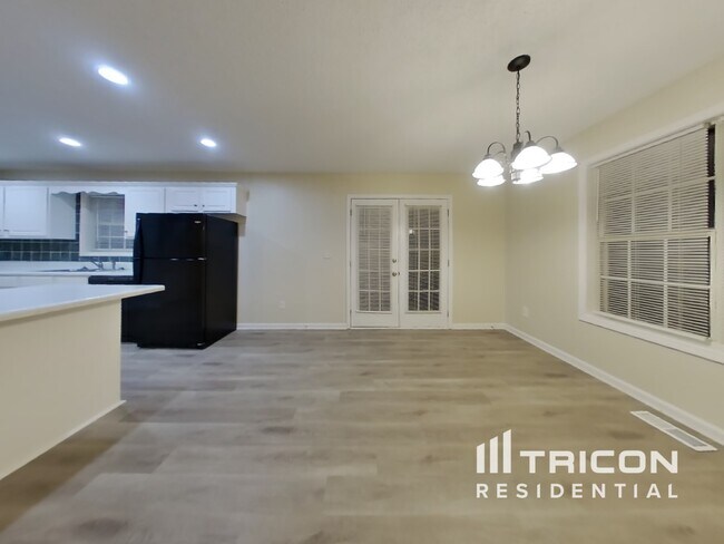 Building Photo - 310 Lost Lake Court Villa Rica GA