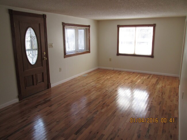 Foto del edificio - 1024 Kearsley Rd