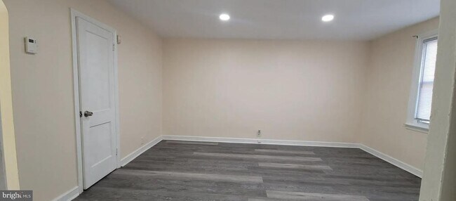 Building Photo - 6332 Gardenia St