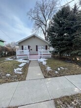 Building Photo - 915 S Kline St