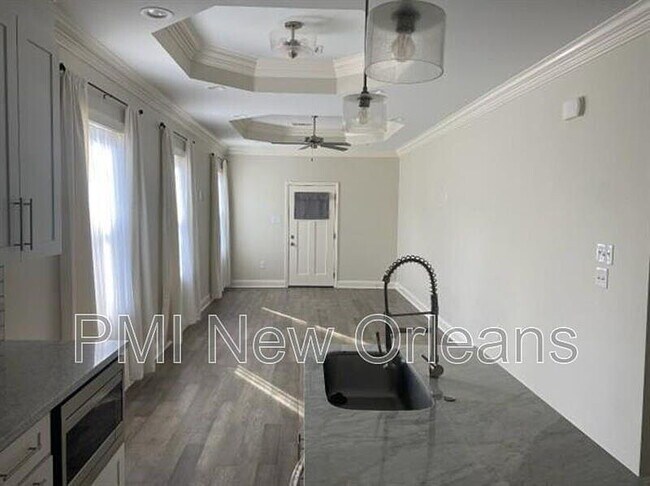 Foto del edificio - Single Family Home