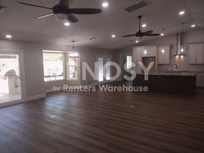 Foto del edificio - 6125 E Quince St
