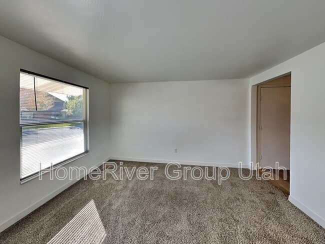 Building Photo - 1058 W 1100 N