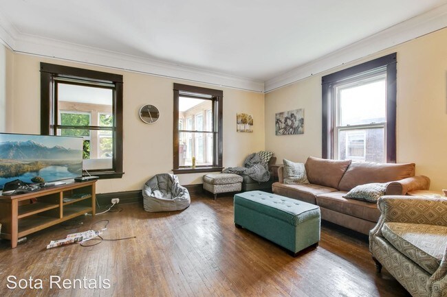 Foto del edificio - 2736 Humboldt Ave S