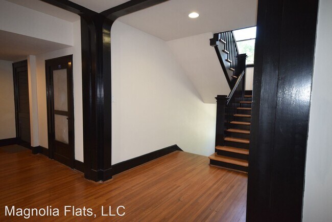 Foto del edificio - 200 River Market Ave