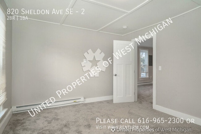 Foto del edificio - 820 Sheldon Ave SE