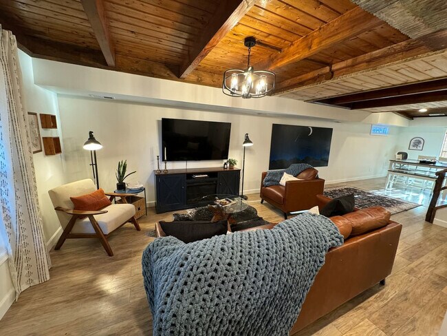 Foto del edificio - 59 Beverly Pl