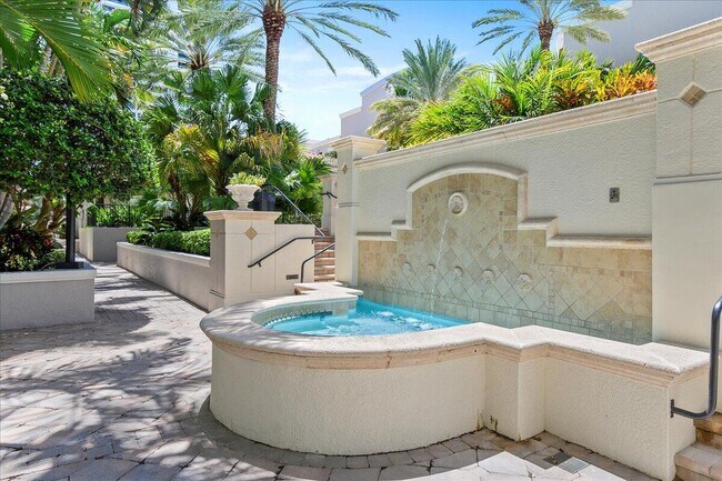 Foto del edificio - 600 S Dixie Hwy