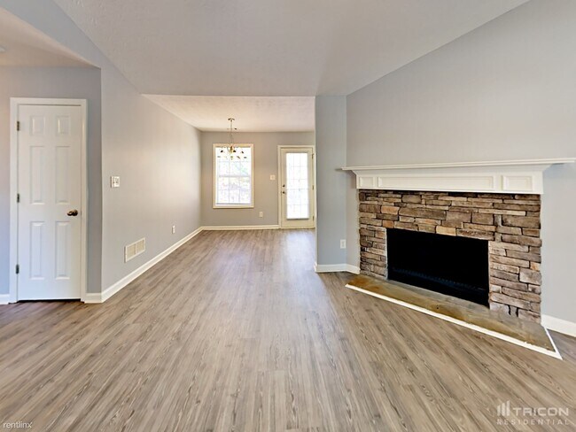Building Photo - 184 Kings Crossing Ct
