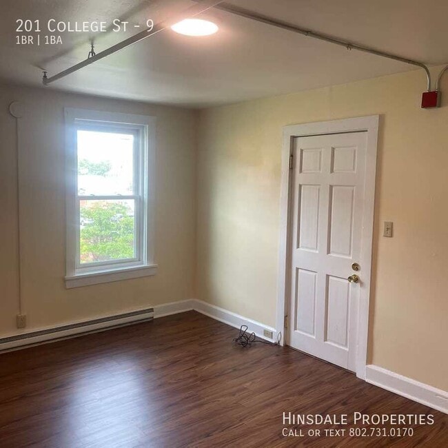 Photo - 201 College St Apartment