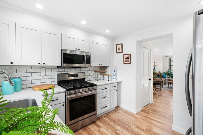 Foto del edificio - 629 Sears St