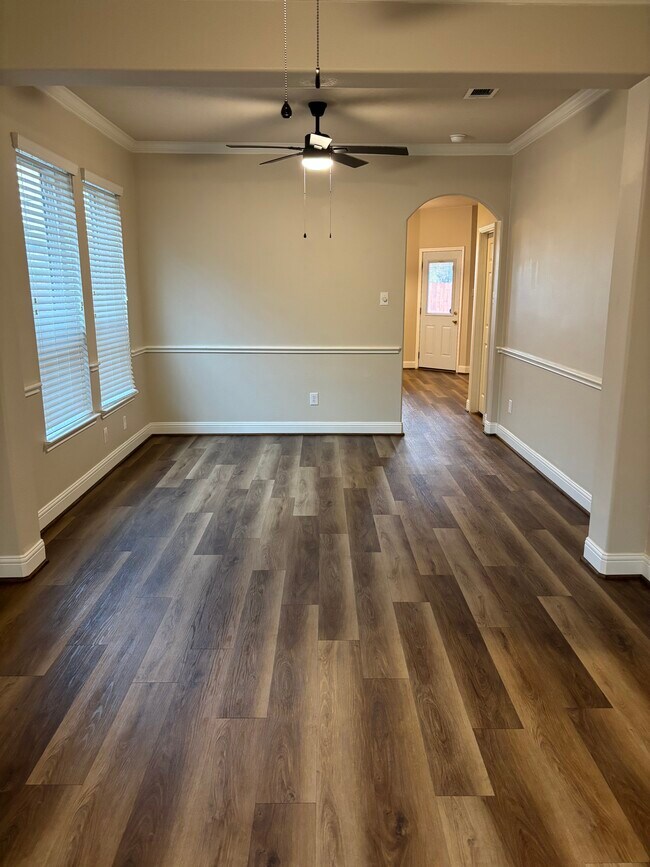 Comedor formal - 3505 Cedar Prairie Dr