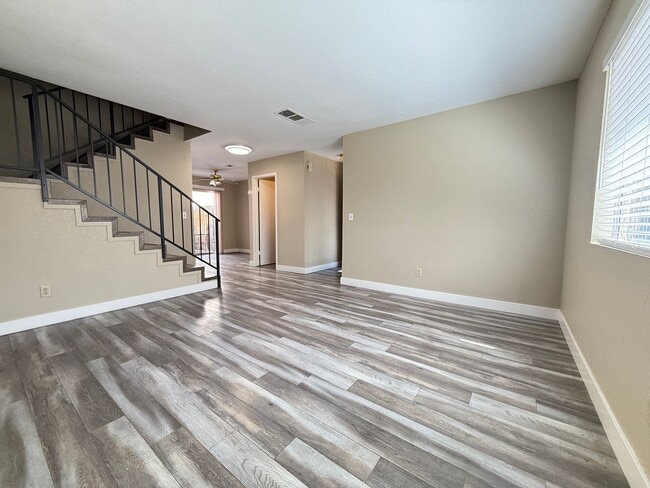 Building Photo - 6750 Del Rey Ave