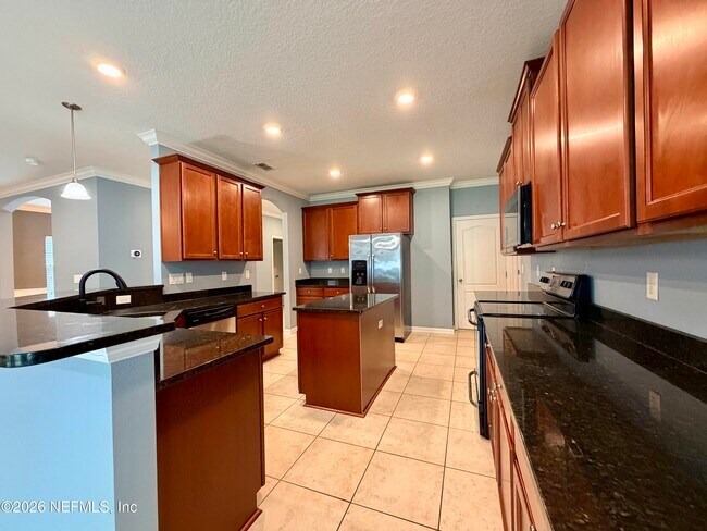 Foto del edificio - 15991 Baxter Creek Dr