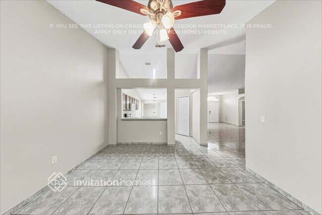 Foto del edificio - 1813 Snaresbrook Way