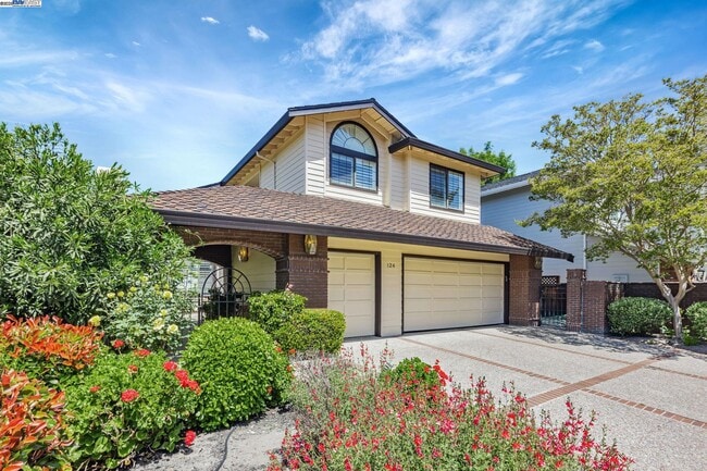 Building Photo - 124 Birchbark Pl