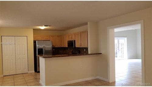 Building Photo - 9050 SW 157th Pl