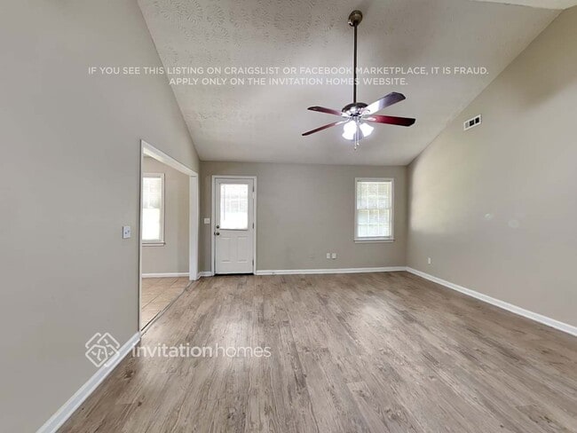 Building Photo - 105 Mountain View Cir