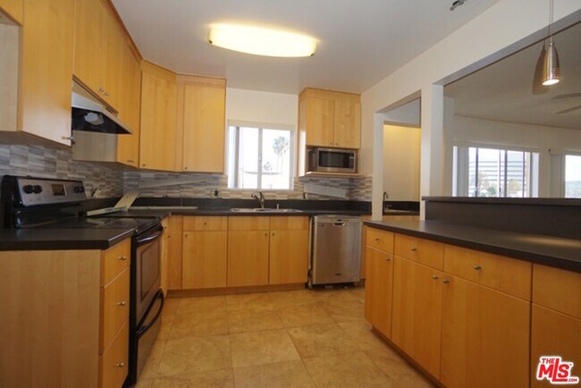 Foto del edificio - 1033 6th St