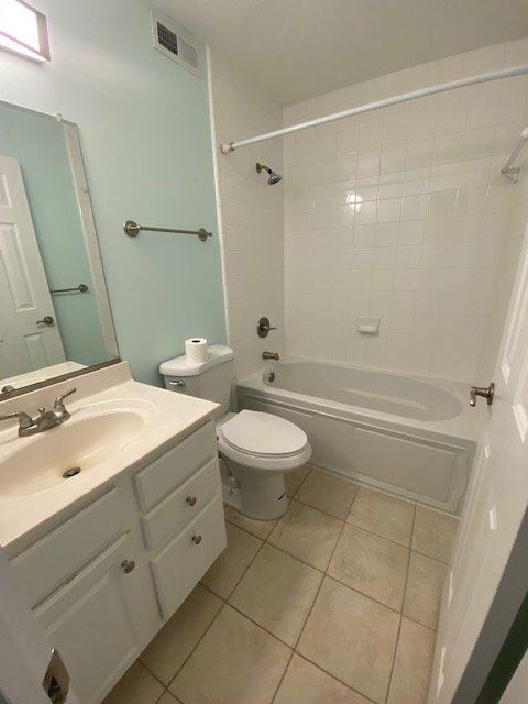 1st bathroom - 501 Ocean Trace Arch