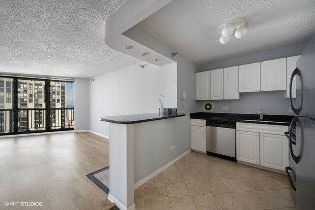 Foto del edificio - 111 W Maple St