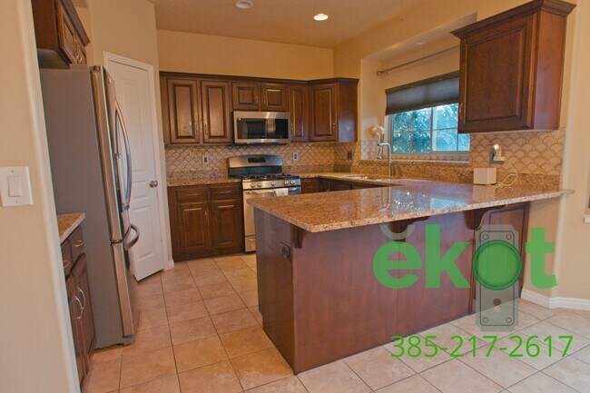 Building Photo - 12949 Zion Park Dr