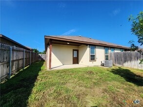 Building Photo - 1119 Creekside Orchard
