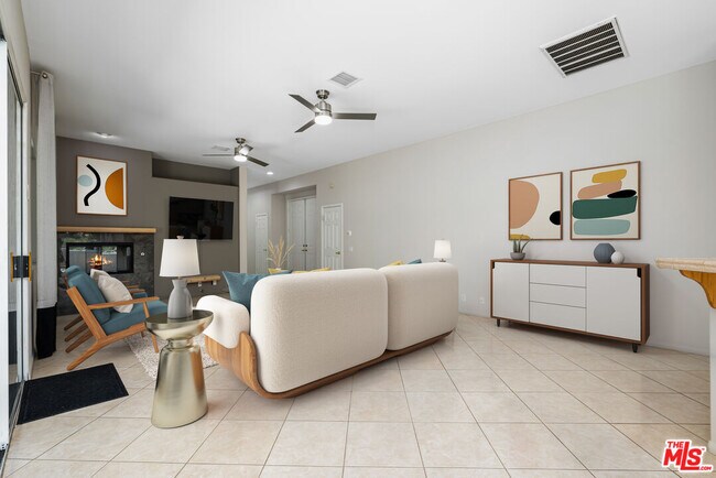 Foto del edificio - 35659 Felicity Pl