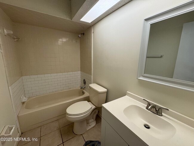 Building Photo - 4255 Windergate Dr