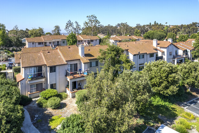 Building Photo - The Villas of Calavera Hills