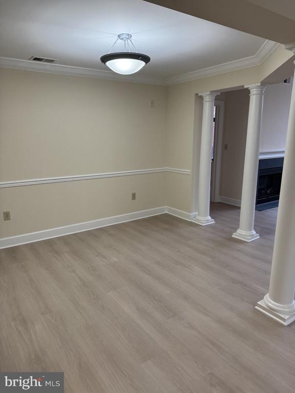 Foto del edificio - 502 W Broad St