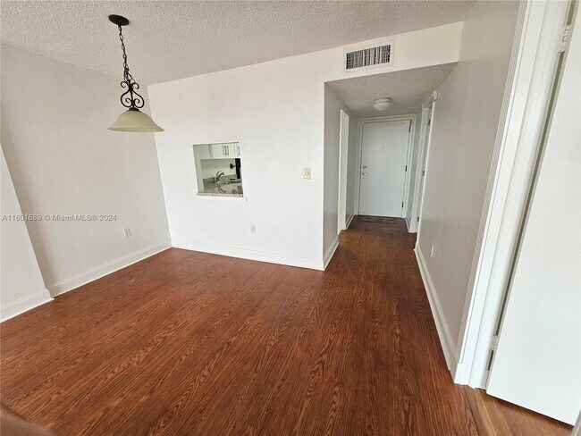 Foto del edificio - 13120 SW 92nd Ave