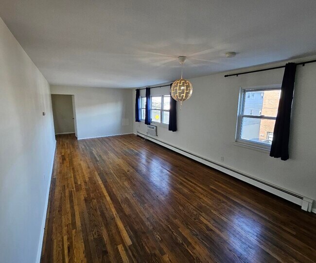 Foto del edificio - 7000 Columbia Ave