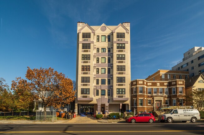 Building Photo - 3217 Wisconsin Ave NW